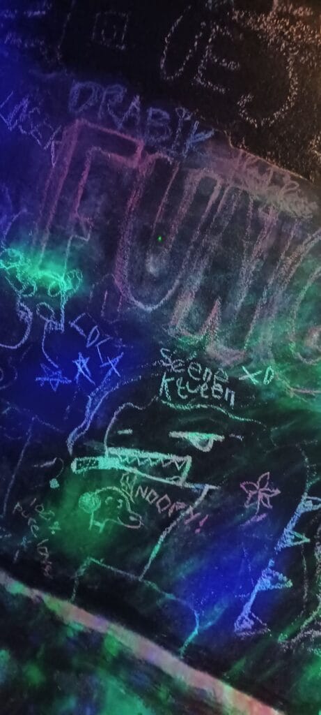 20250427 1525051229133959738096504 Chalk Walls